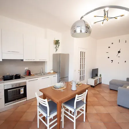 Apartment Naviglio 1 Milan