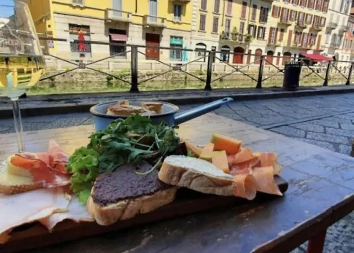 Naviglio 1 Apartmán